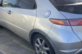 Vitre avant droit HONDA CIVIC 8
