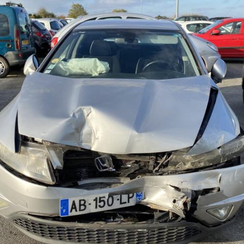 Vitre avant droit HONDA CIVIC 8 Photo n°14