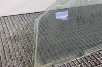 Vitre avant gauche HONDA CIVIC 8