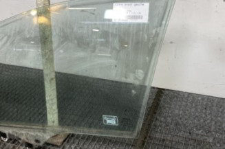 Vitre avant gauche HONDA CIVIC 8
