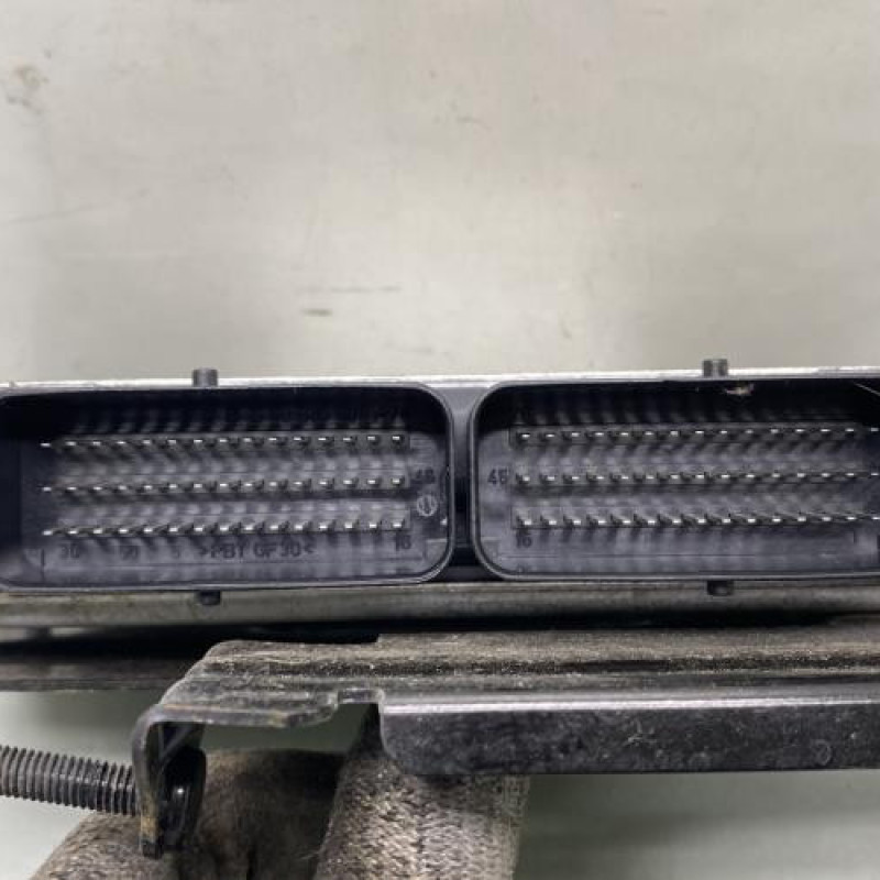 Calculateur moteur CHEVROLET SPARK Photo n°3