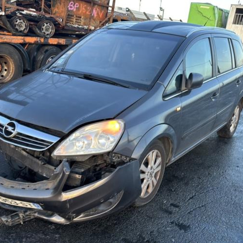 Calculateur moteur OPEL ZAFIRA B Photo n°5