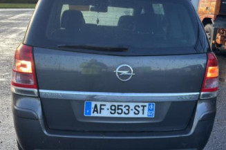 Calculateur moteur OPEL ZAFIRA B