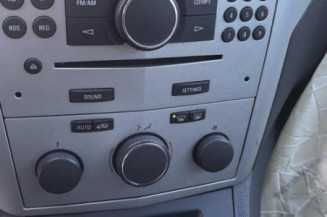 Calculateur moteur OPEL ZAFIRA B