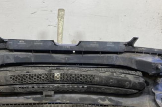 Pare choc avant PEUGEOT 106