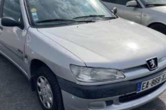 Bouton de warning PEUGEOT 306