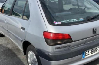 Bouton de warning PEUGEOT 306