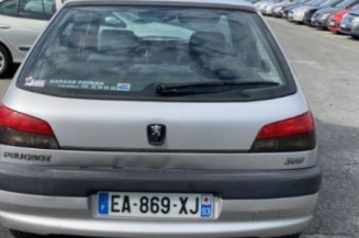 Bouton de warning PEUGEOT 306