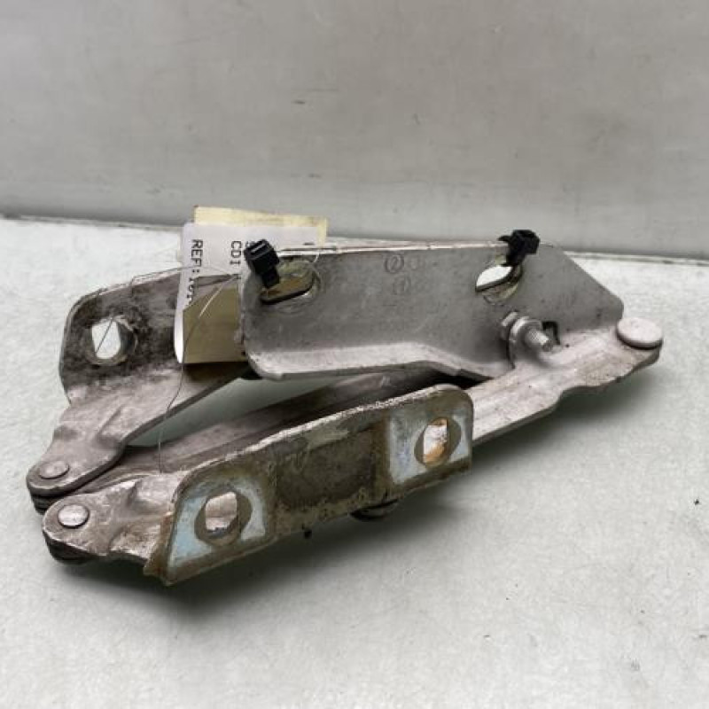 Charniere de capot MERCEDES SPRINTER 2 Photo n°3