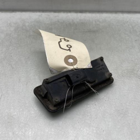Bouton de coffre FORD FIESTA 6