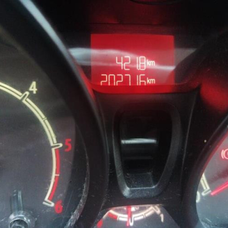 Calculateur moteur FORD FIESTA 6 Photo n°15