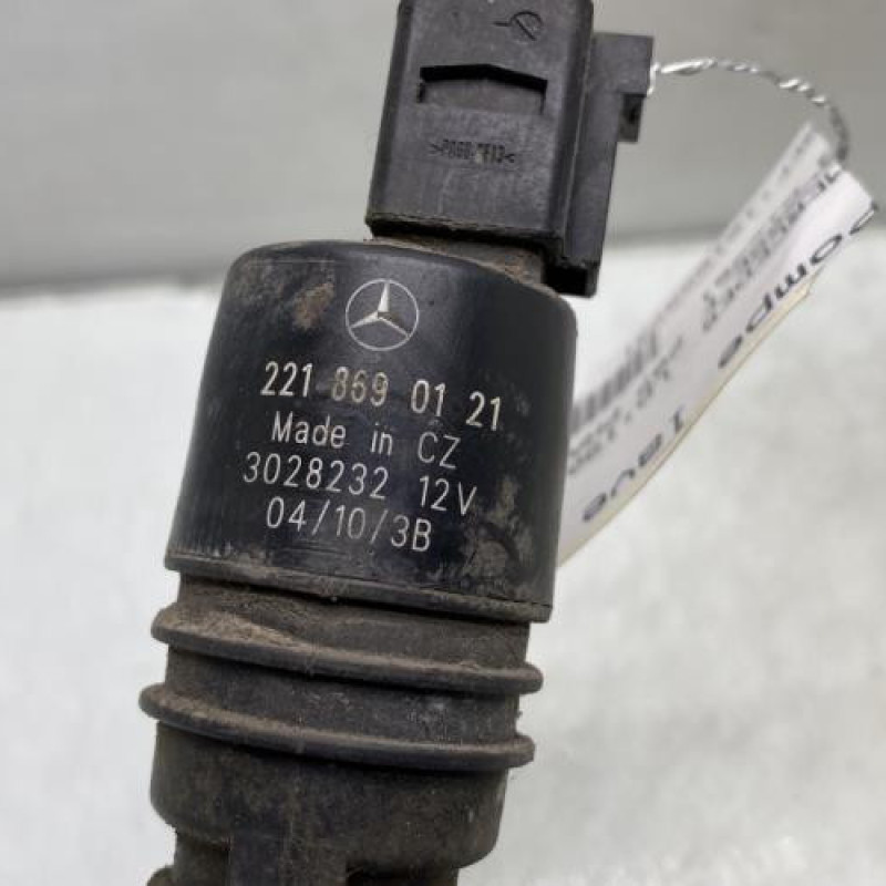 Pompe lave phares MERCEDES CLASSE E 207 Photo n°3