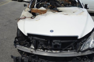 Bouton de coffre MERCEDES CLASSE E 207