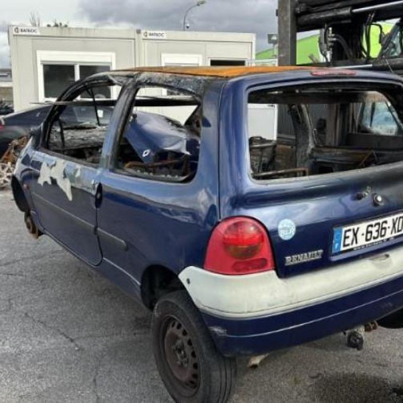Pare choc avant RENAULT TWINGO 1 Photo n°11