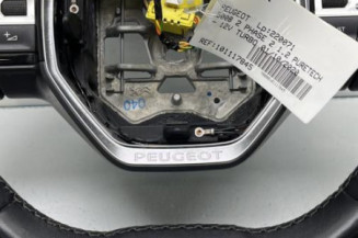 Volant PEUGEOT 5008 2