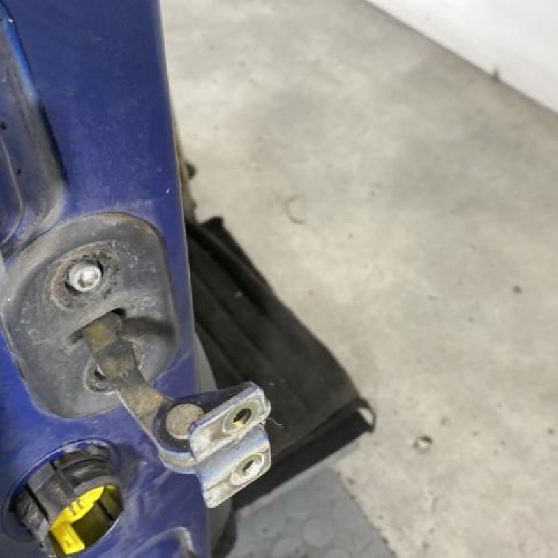 Porte avant droit FIAT PUNTO 2 Photo n°4
