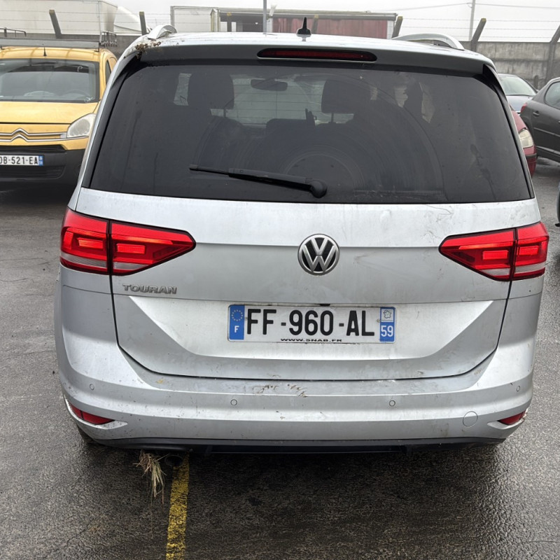 VOLKSWAGEN TOURAN 3 2.0 TDI - 16V TURBO Photo n°5