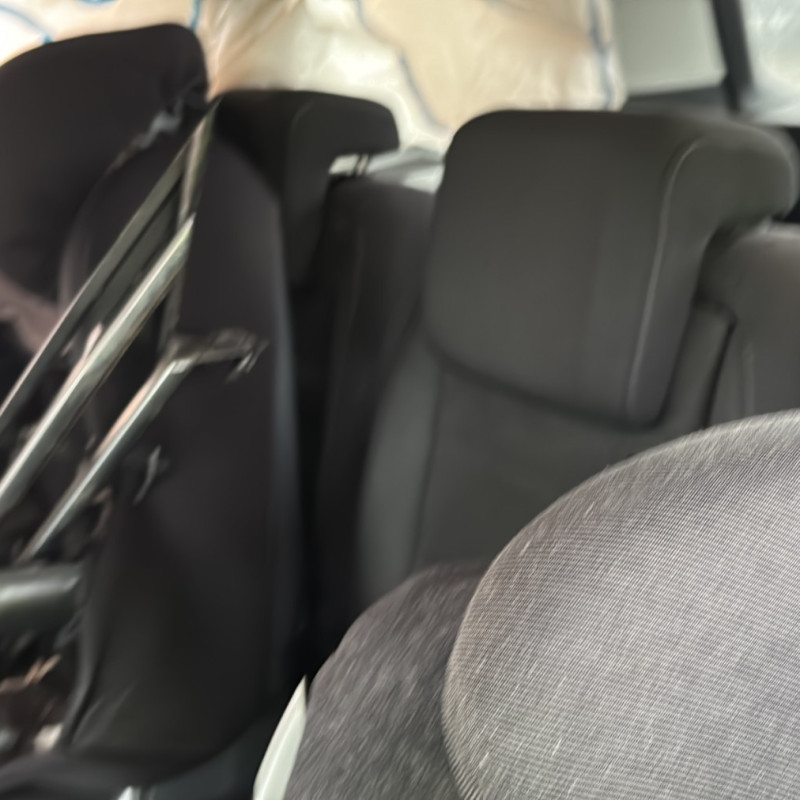 VOLKSWAGEN TOURAN 3 2.0 TDI - 16V TURBO Photo n°11