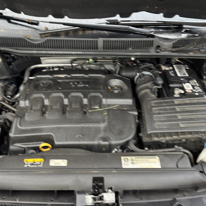 VOLKSWAGEN TOURAN 3 2.0 TDI - 16V TURBO Photo n°21