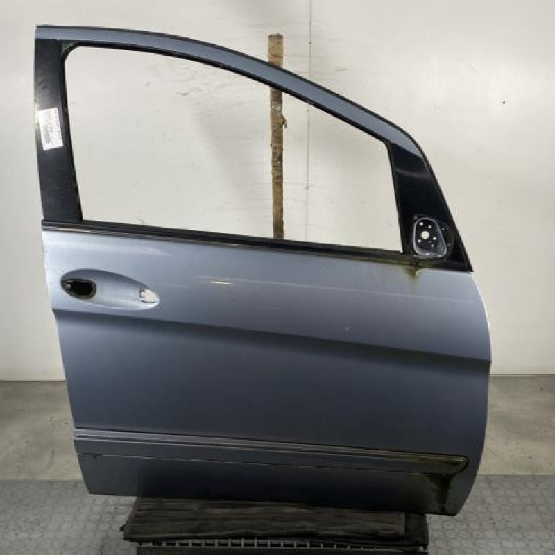 Porte avant droit MERCEDES CLASSE B 245 Photo n°1