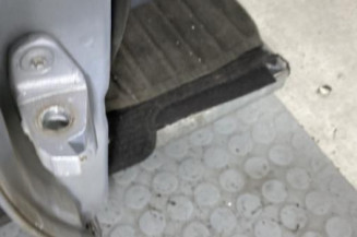 Porte avant droit MERCEDES CLASSE B 245