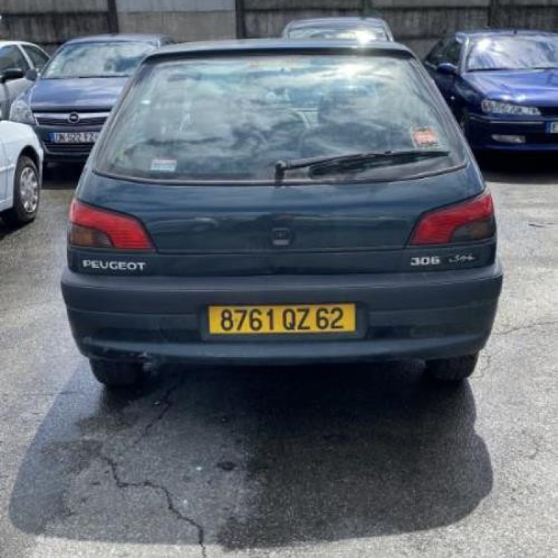 Porte avant droit PEUGEOT 306 Photo n°12