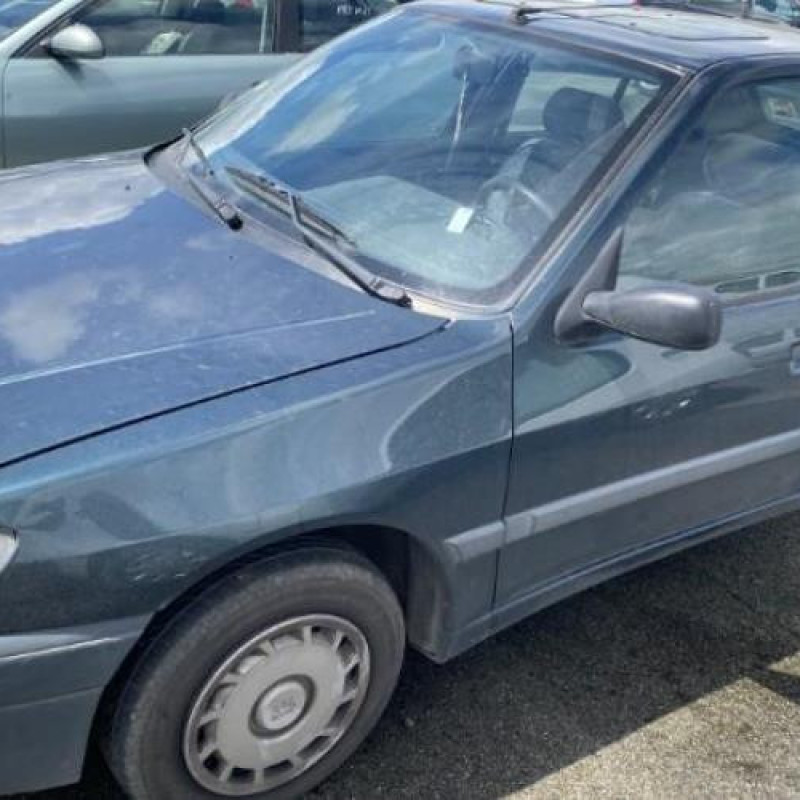 Porte avant droit PEUGEOT 306 Photo n°18