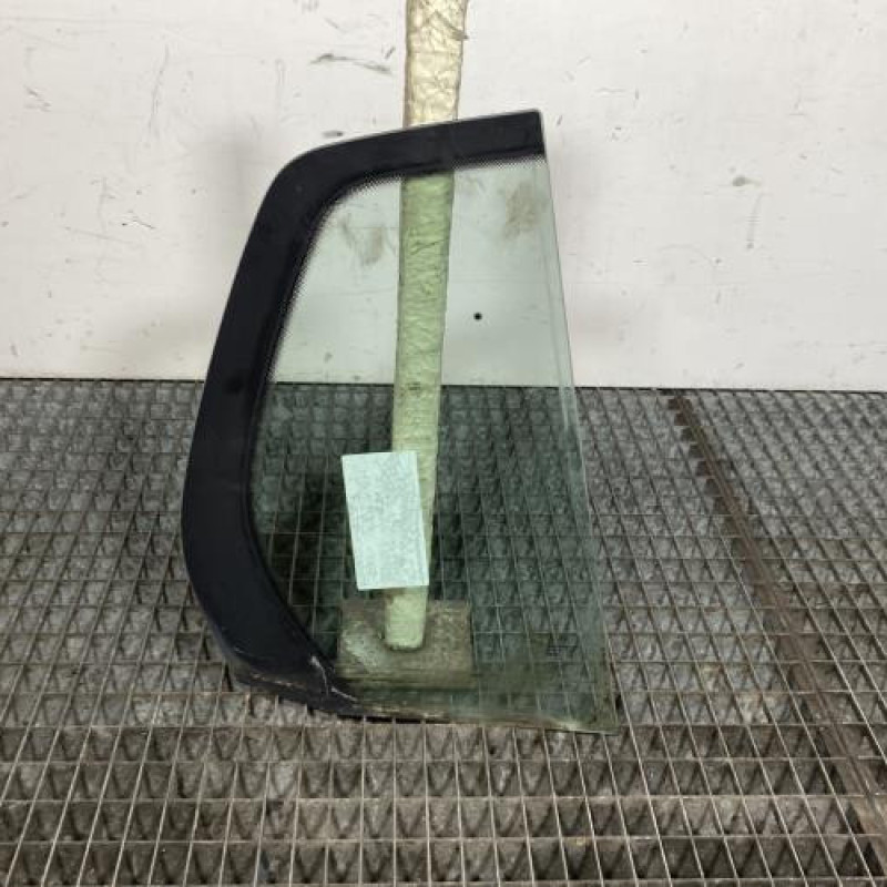 Custode arriere gauche (porte) VOLKSWAGEN GOLF 5 Photo n°5