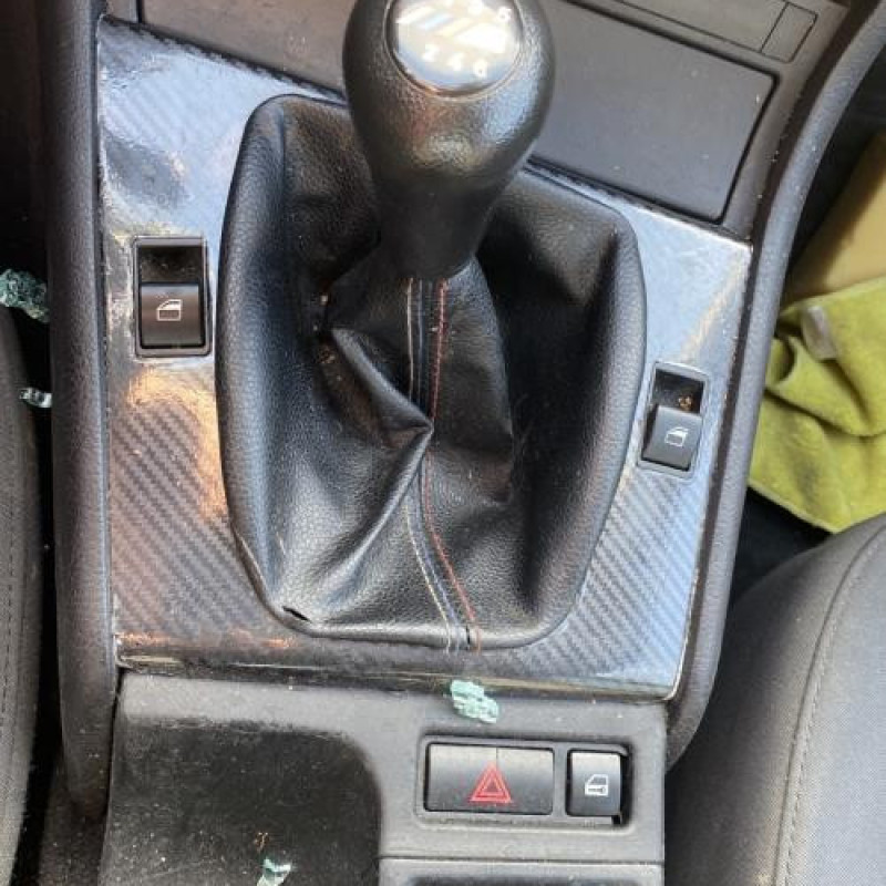 Feu arriere principal droit (feux) BMW SERIE 3 E46 Photo n°20