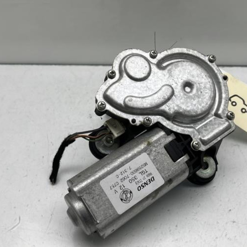 Moteur essuie glace arriere ALFA ROMEO 159 Photo n°4