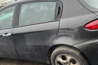 Feu arriere principal gauche (feux) ALFA ROMEO 147
