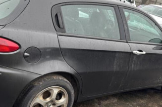 Feu arriere principal gauche (feux) ALFA ROMEO 147