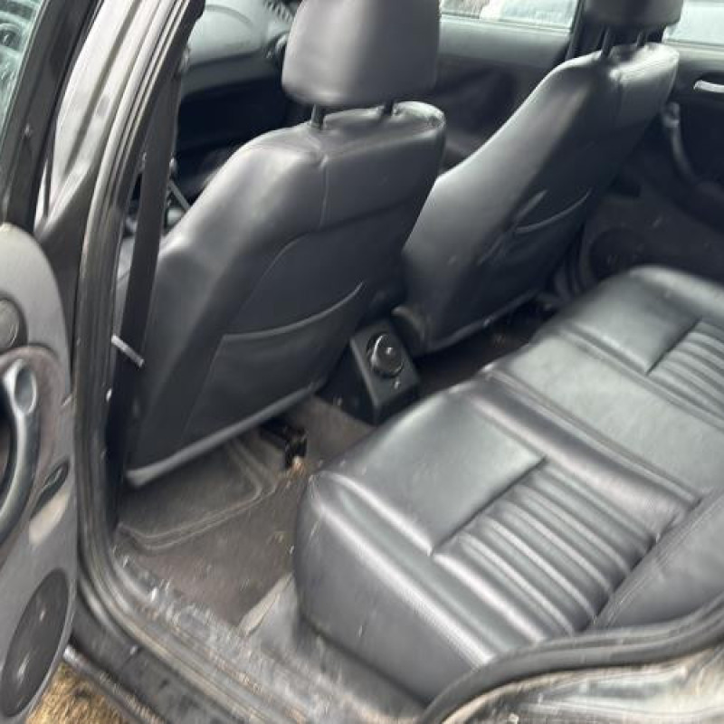 Feu arriere principal gauche (feux) ALFA ROMEO 147 Photo n°16