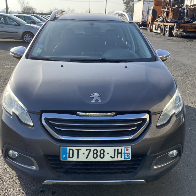 PEUGEOT 2008 1 PHASE 1 1.2 VTI - 12V Photo n°8