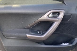 PEUGEOT 2008 1 PHASE 1 1.2 VTI - 12V
