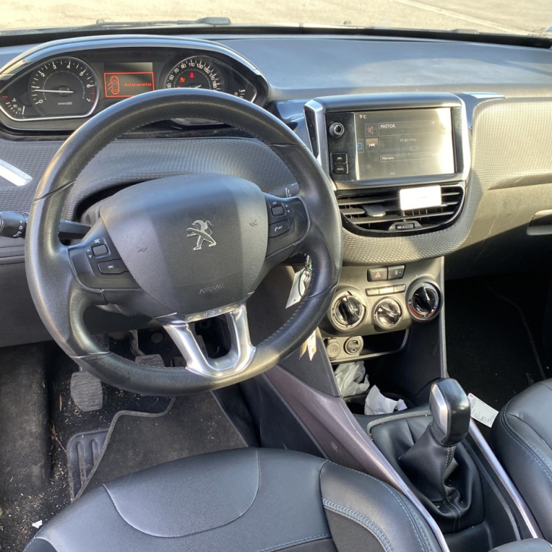 PEUGEOT 2008 1 PHASE 1 1.2 VTI - 12V Photo n°14