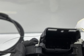Serrure avant droit PEUGEOT 207