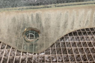 Vitre avant gauche ALFA ROMEO MITO