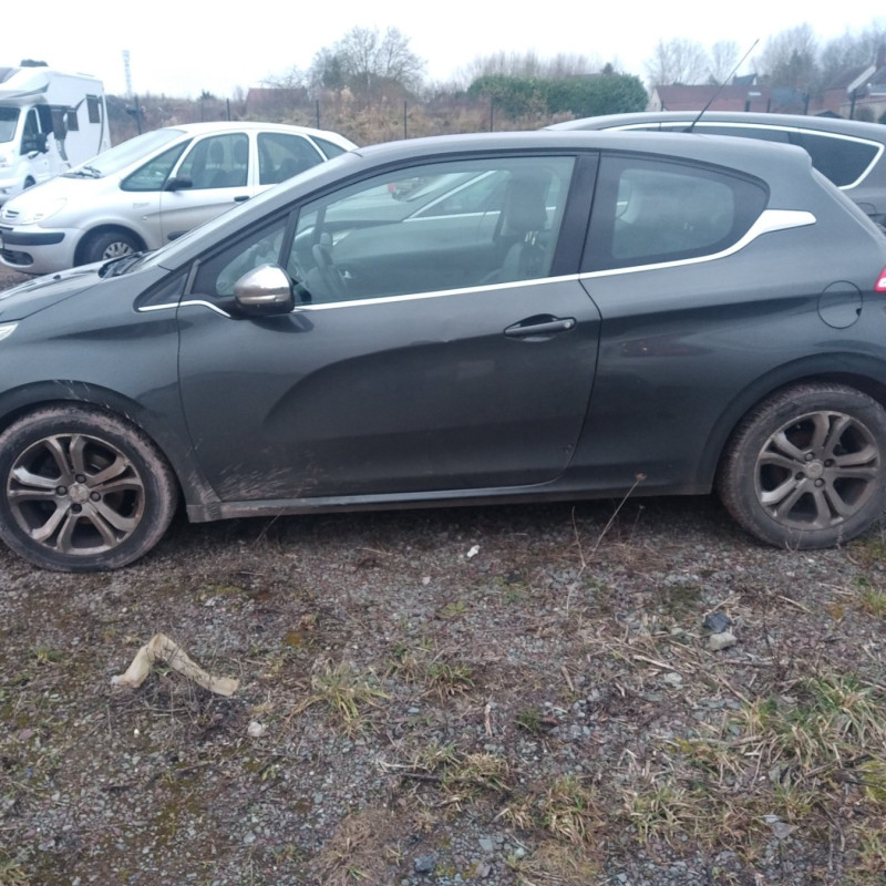 PEUGEOT 208 1 PHASE 1 1.6 HDI - 8V TURBO Photo n°3