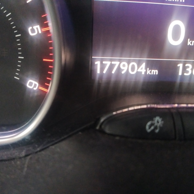 PEUGEOT 208 1 PHASE 1 1.6 HDI - 8V TURBO Photo n°11