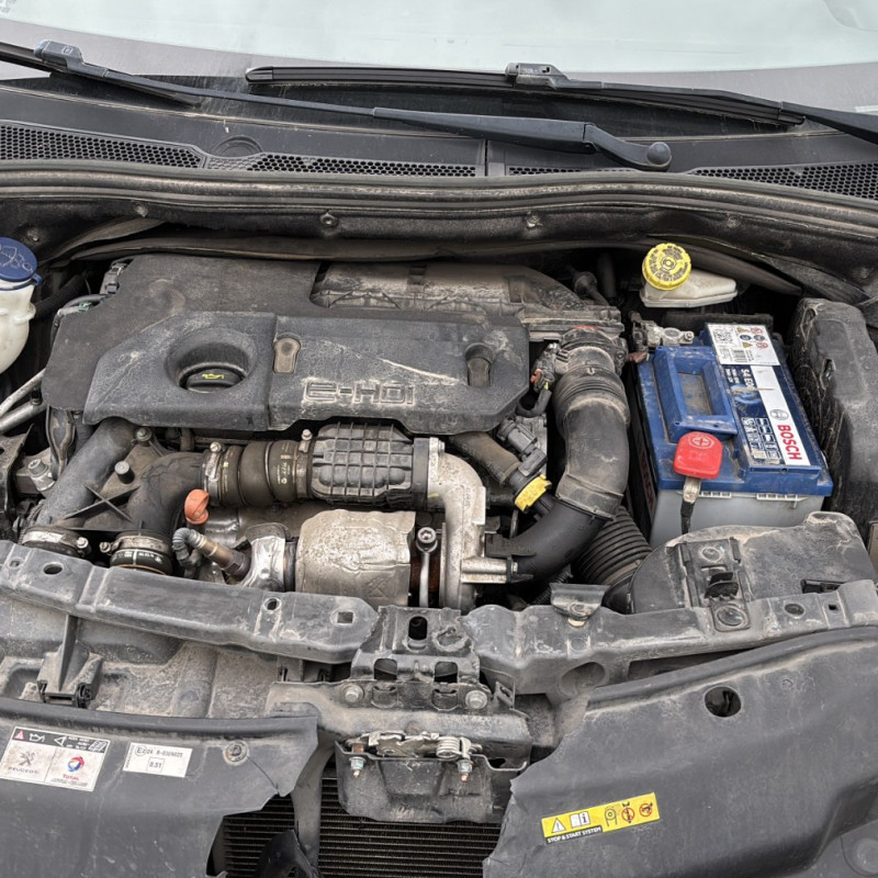 PEUGEOT 208 1 PHASE 1 1.6 HDI - 8V TURBO Photo n°32
