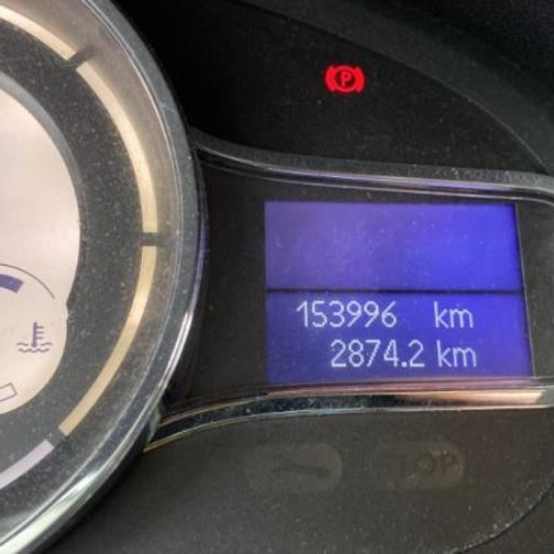 Moteur RENAULT MEGANE 3 Photo n°9
