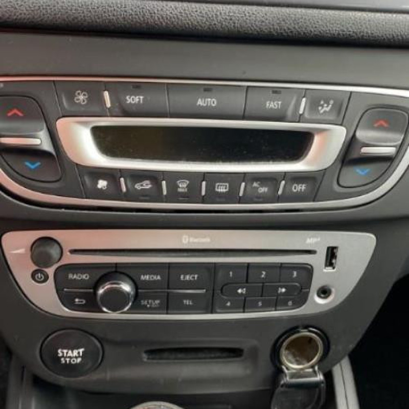 Moteur RENAULT MEGANE 3 Photo n°15