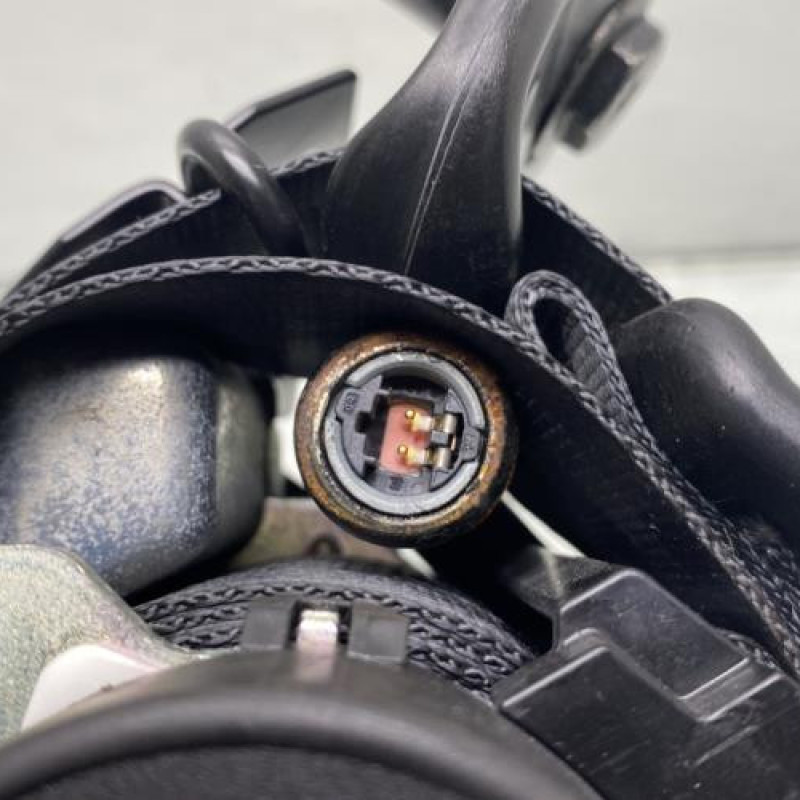 Pretensionneur de ceinture avant droit RENAULT MEGANE 3 Photo n°3