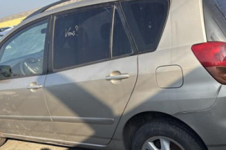 Optique avant principal gauche (feux)(phare) TOYOTA COROLLA VERSO 1