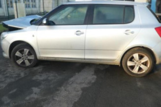 Retroviseur droit SKODA FABIA 2