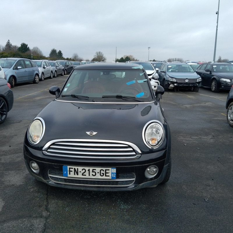 MINI MINI 2 R56 PHASE 1 1.6i - 16V COOPER Photo n°1