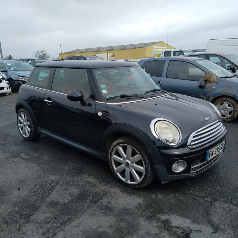 MINI MINI 2 R56 PHASE 1 1.6i - 16V COOPER Photo n°2
