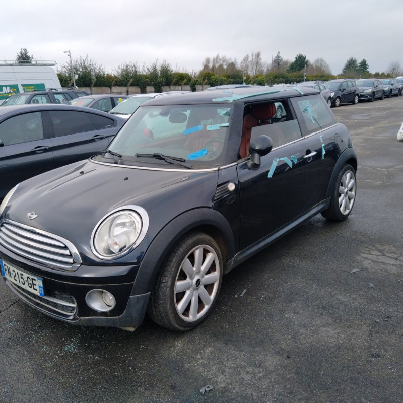MINI MINI 2 R56 PHASE 1 1.6i - 16V COOPER Photo n°3