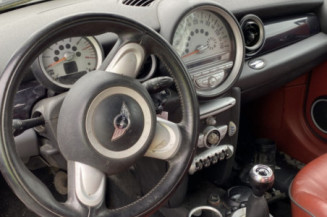 MINI MINI 2 R56 PHASE 1 1.6i - 16V COOPER